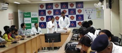 To Save the life of accident victims, Fortis Escorts Hospital, Jaipur Conducts Training in CPR for Cop